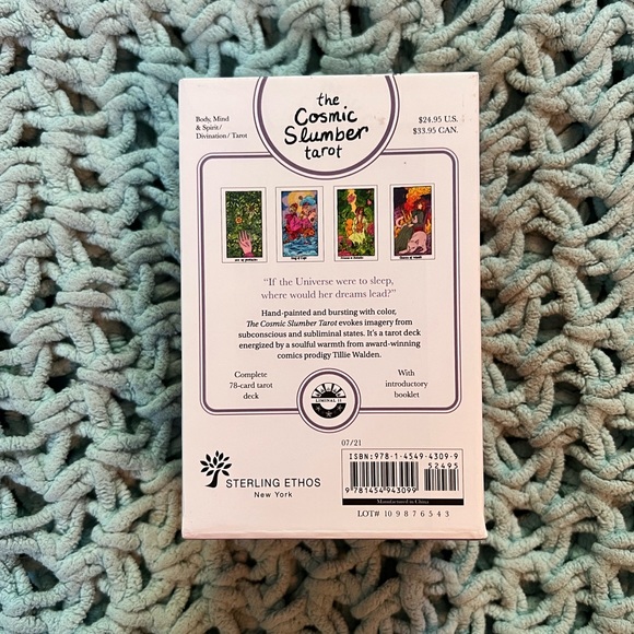 COSMIC SLUMBER TAROT - Picture 2 of 3
